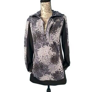 Adidas Medium Climawarm Half Zip Running Compression Jacket in Black Grey